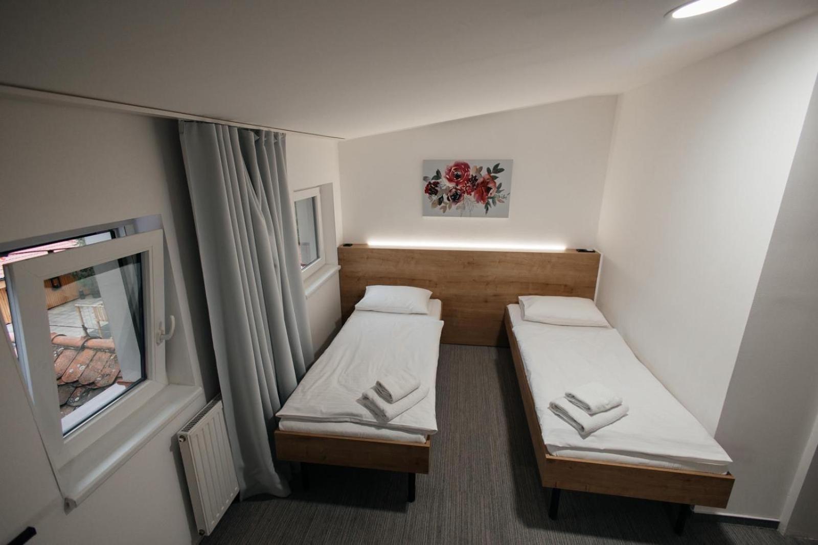 Golden Golem Hotel & Spa Prague Extérieur photo