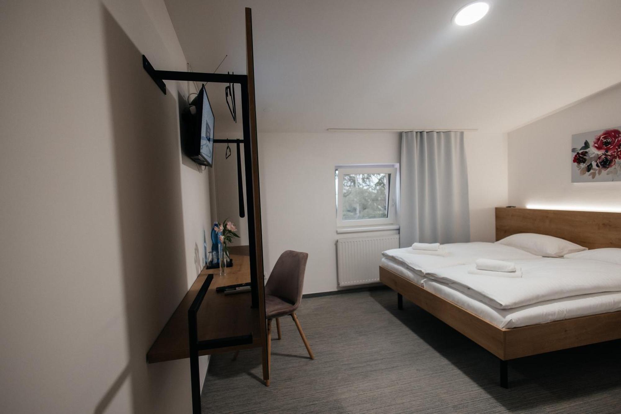 Golden Golem Hotel & Spa Prague Extérieur photo